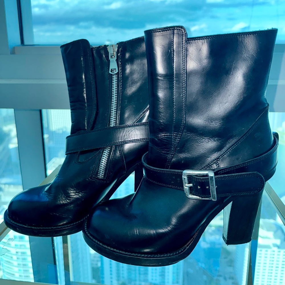 Chloe Black Leather Ankle Boots